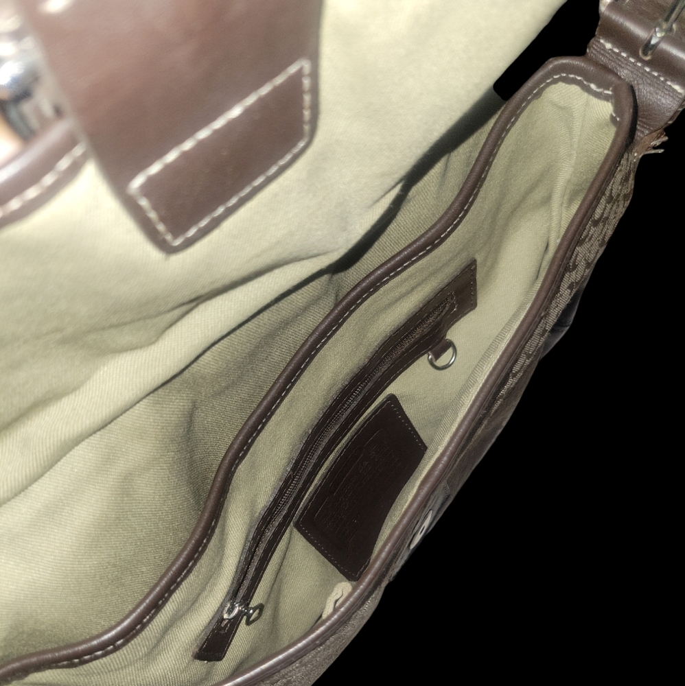 Coach shoulder bag